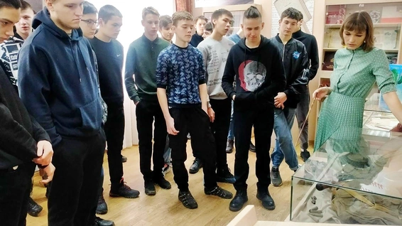 Посещение постоянной выставочной экспозиции «Слово о солдате»