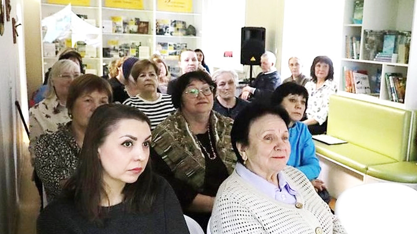 Встреча с депутатом в библиотеке